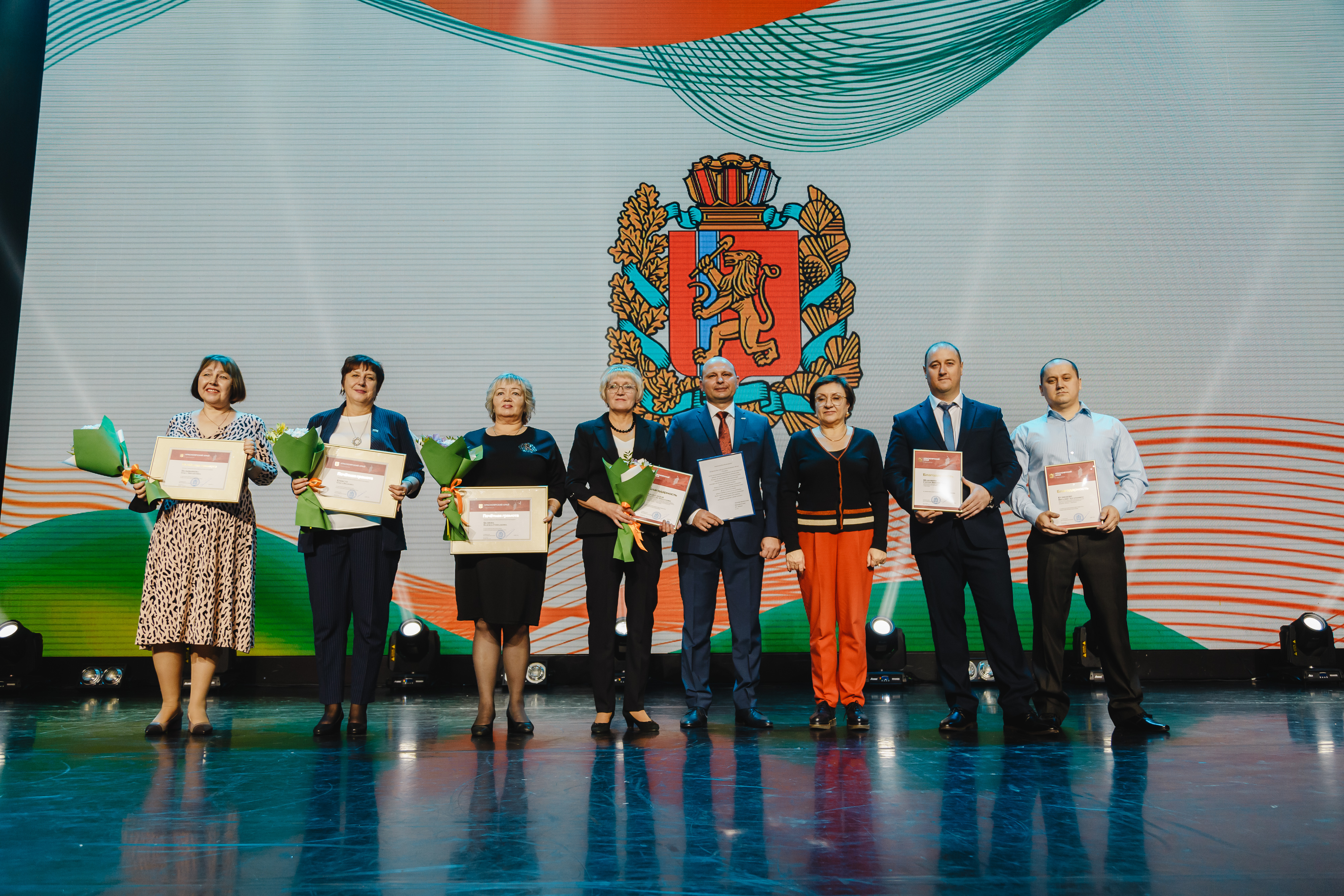 Комбинат "Волна" отметил 70-летний юбилей